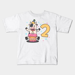 I am 2 with cow - kids birthday 2 years old Kids T-Shirt